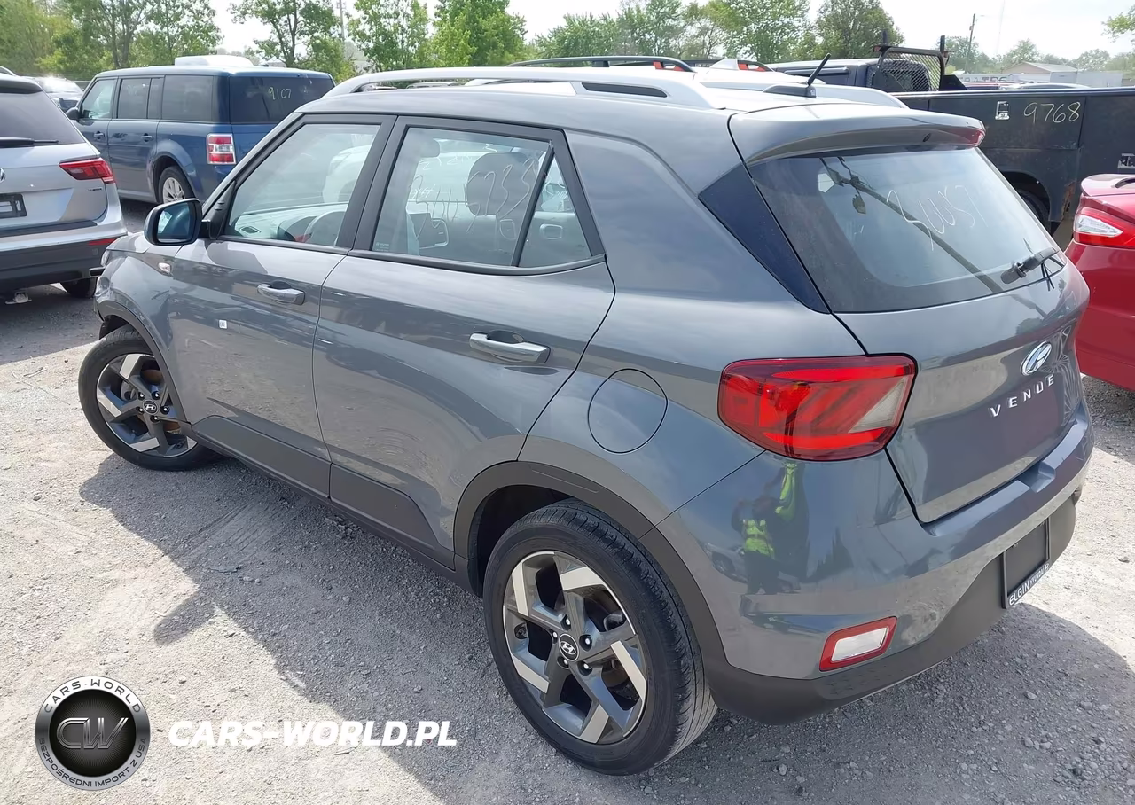 2023 Hyundai Venue Sel VIN:KMHRC8A37PU218683 - 3