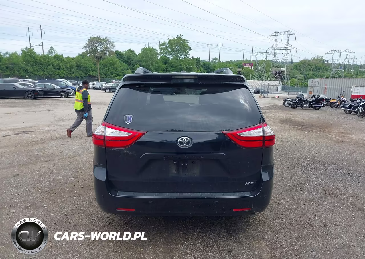 2015 Toyota Sienna Xle 8 Passenger VIN:5TDYK3DC5FS588051 - 15
