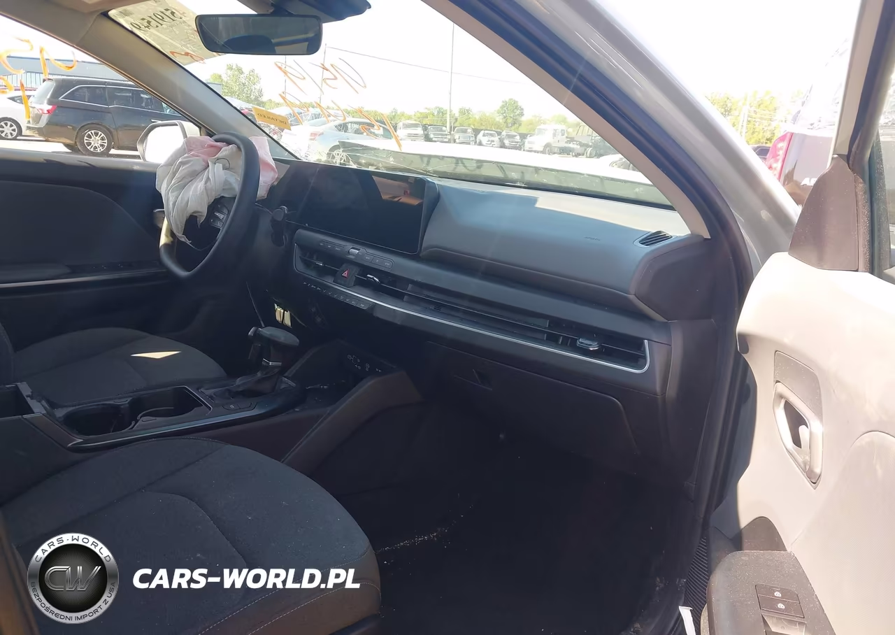 2025 Kia K4 Lxs VIN:3KPFT4DE7SE178304 - 5