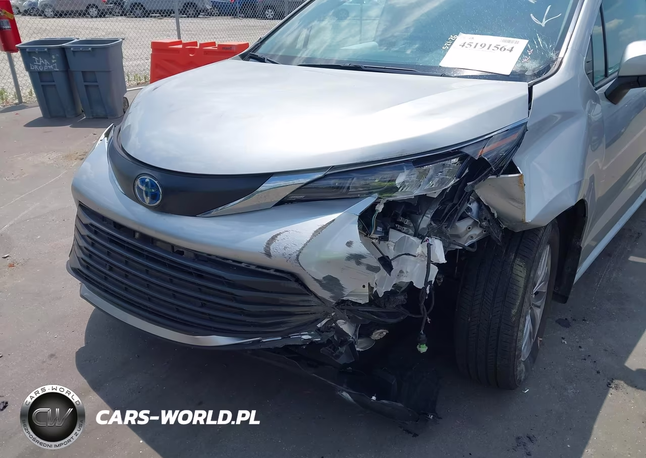 2025 Toyota Sienna Xle VIN:5TDYRKEC7SS235826 - 6