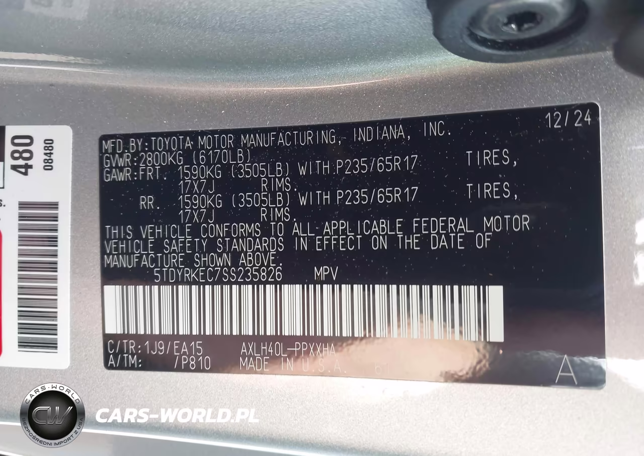2025 Toyota Sienna Xle VIN:5TDYRKEC7SS235826 - 9