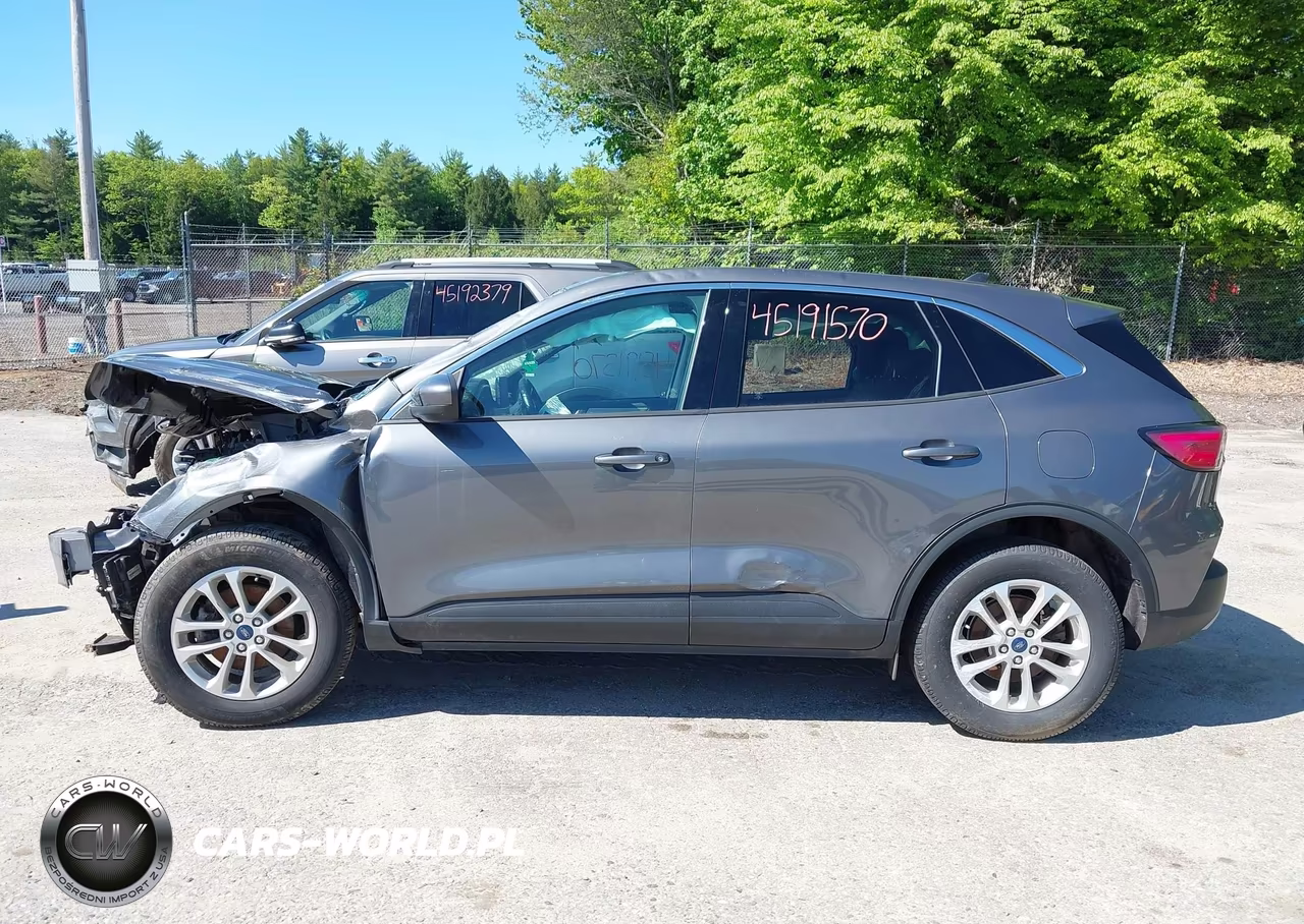 2021 Ford Escape Se VIN:1FMCU9G68MUA09765 - 11