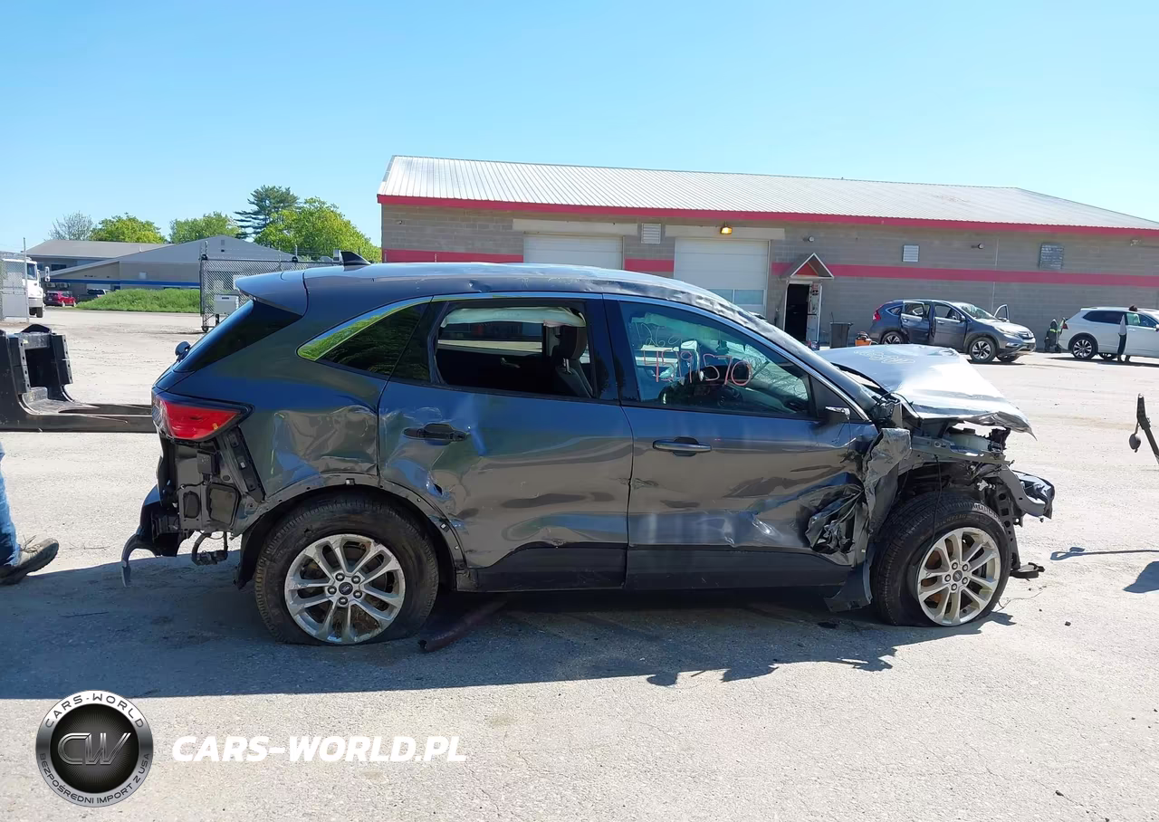 2021 Ford Escape Se VIN:1FMCU9G68MUA09765 - 13