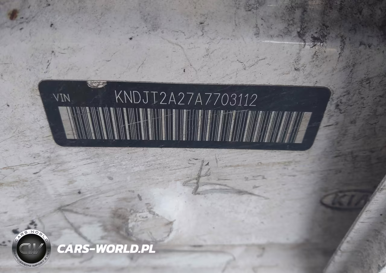 2010 Kia Soul + VIN:KNDJT2A27A7703112 - 9