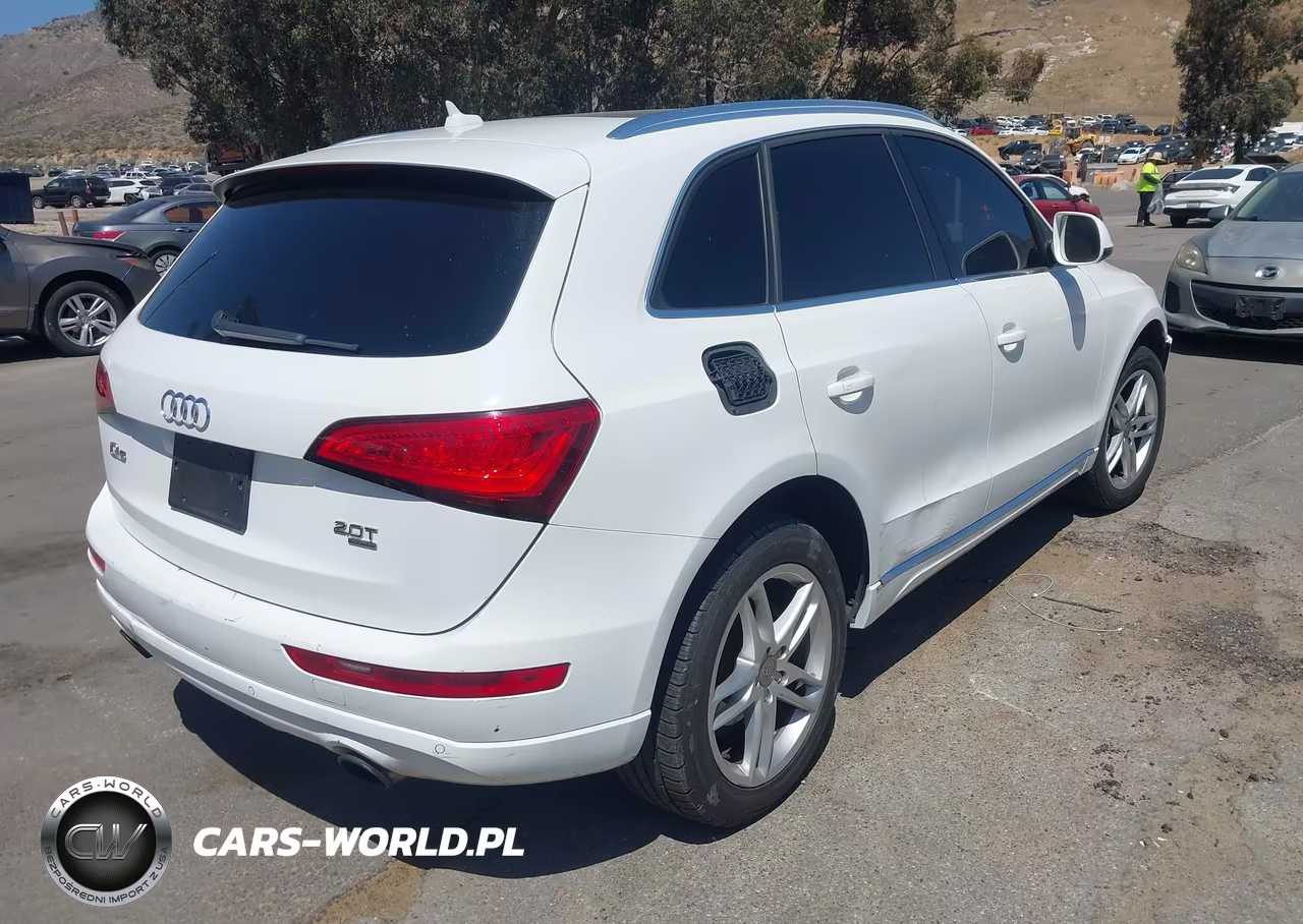 2014 Audi Q5 2.0T Premium VIN:WA1LFAFP9EA042927 - 4