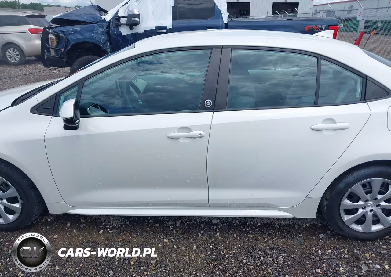 2020 Toyota Corolla Le VIN:5YFEPRAE6LP101585 - 14