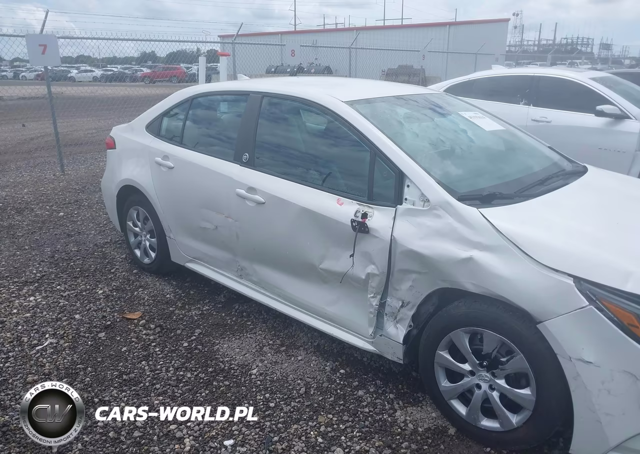 2020 Toyota Corolla Le VIN:5YFEPRAE6LP101585 - 6