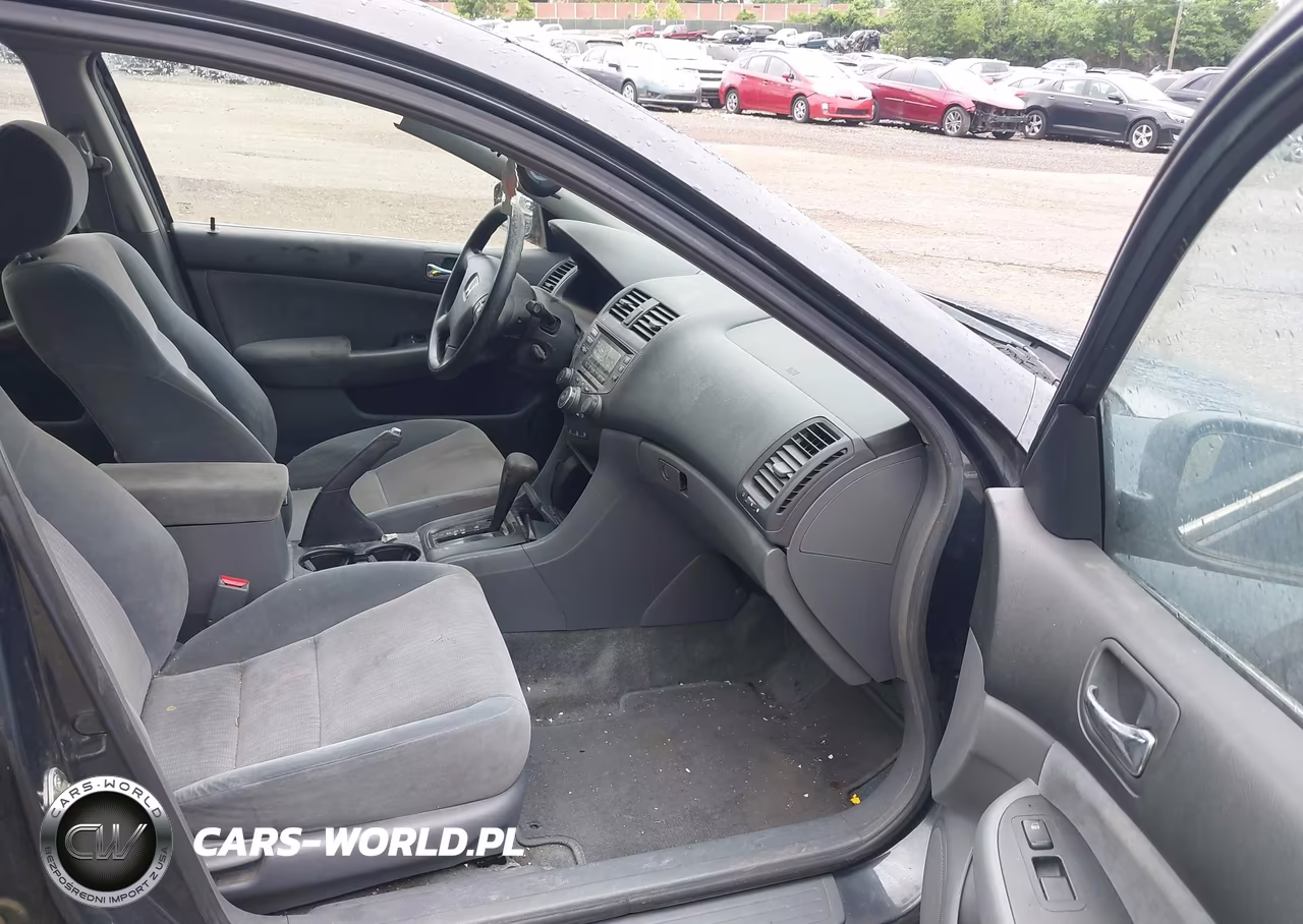 2003 Honda Accord 2.4 Lx VIN:3HGCM56383G701533 - 5