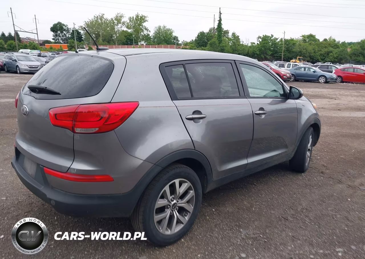 2016 Kia Sportage Lx VIN:KNDPB3AC4G7837757 - 4