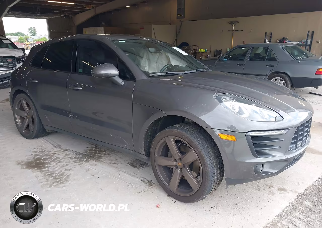 2016 Porsche Macan S