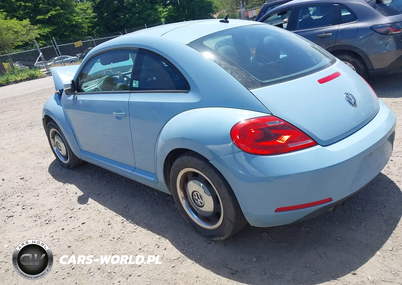 2012 Volkswagen Beetle 2.5L VIN:3VWJP7ATXCM624503 - 3