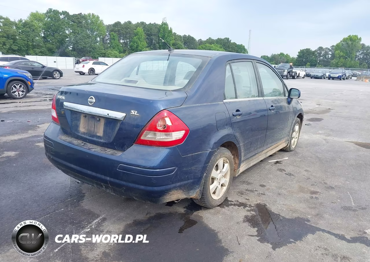 2007 Nissan Versa 1.8Sl VIN:3N1BC11E17L450417 - 4