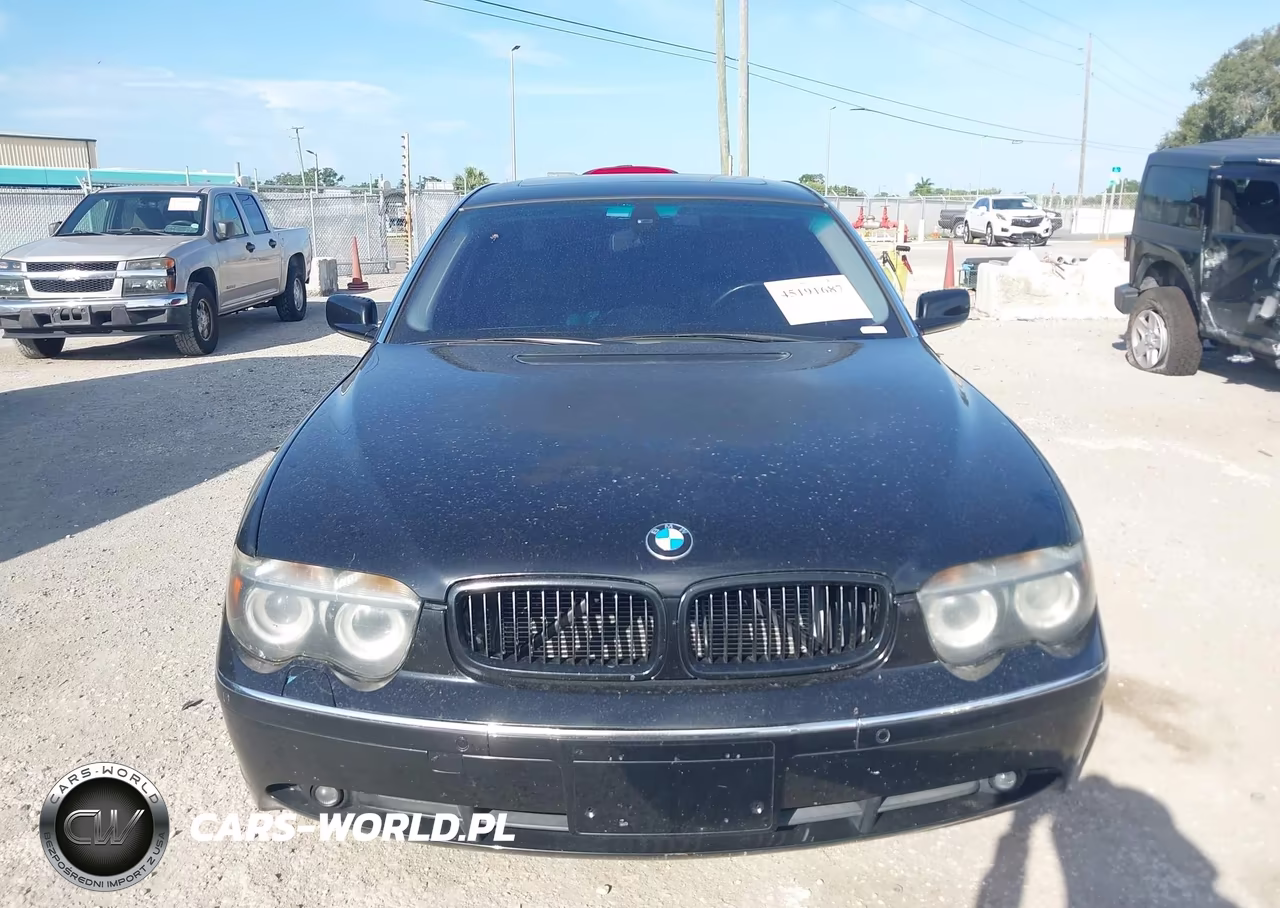 2005 BMW 745Li VIN:WBAGN63515DS56218 - 12
