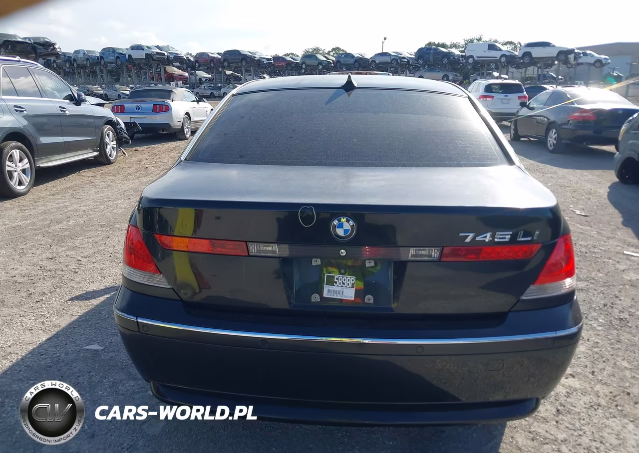 2005 BMW 745Li VIN:WBAGN63515DS56218 - 16