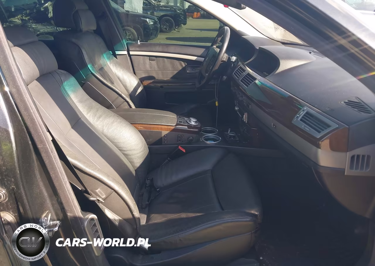 2005 BMW 745Li VIN:WBAGN63515DS56218 - 5