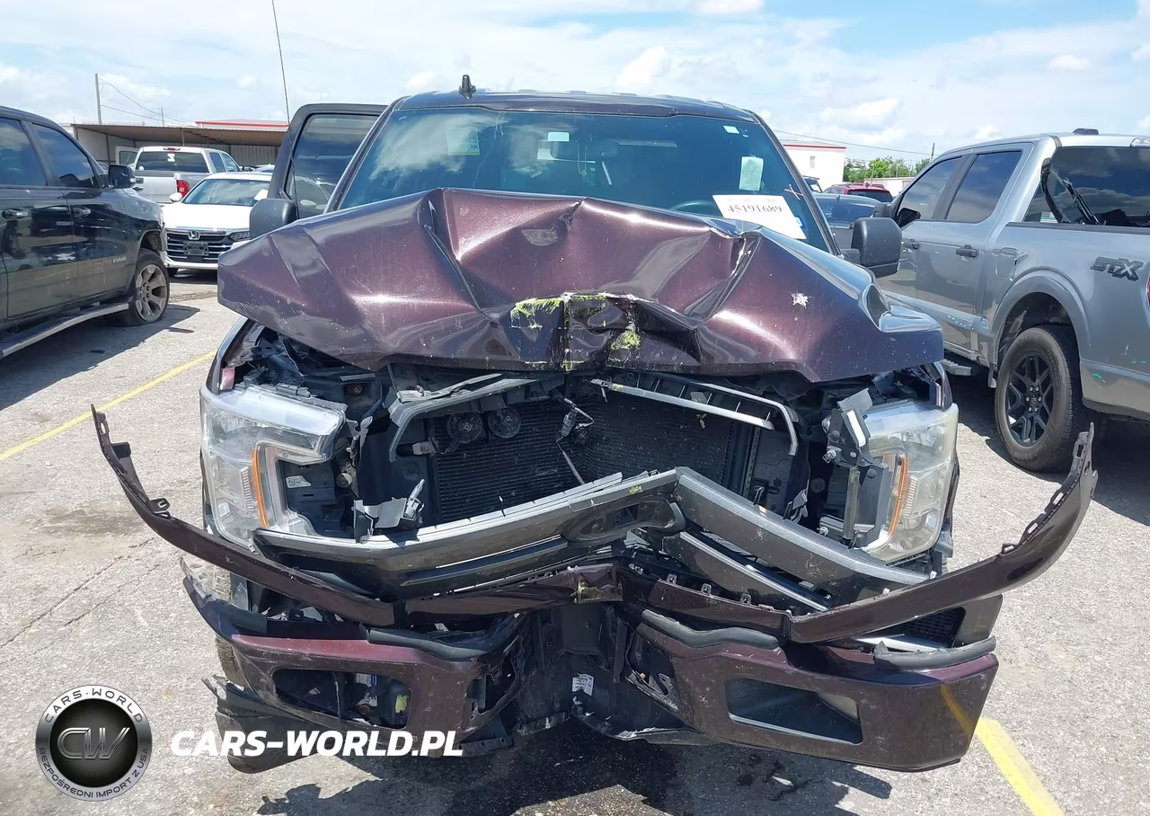 2018 Ford F-150 Xlt VIN:1FTEW1C56JKC49670 - 12
