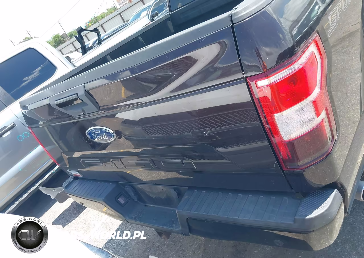 2018 Ford F-150 Xlt VIN:1FTEW1C56JKC49670 - 16
