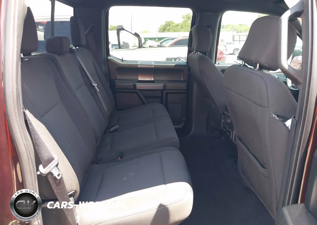 2018 Ford F-150 Xlt VIN:1FTEW1C56JKC49670 - 8