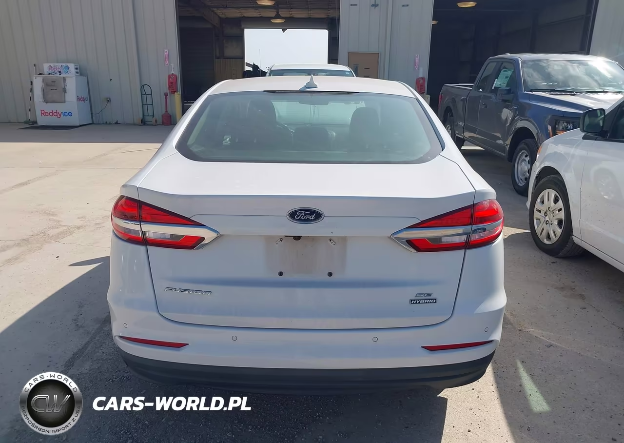 2020 Ford Fusion Hybrid Se VIN:3FA6P0LU3LR264960 - 16