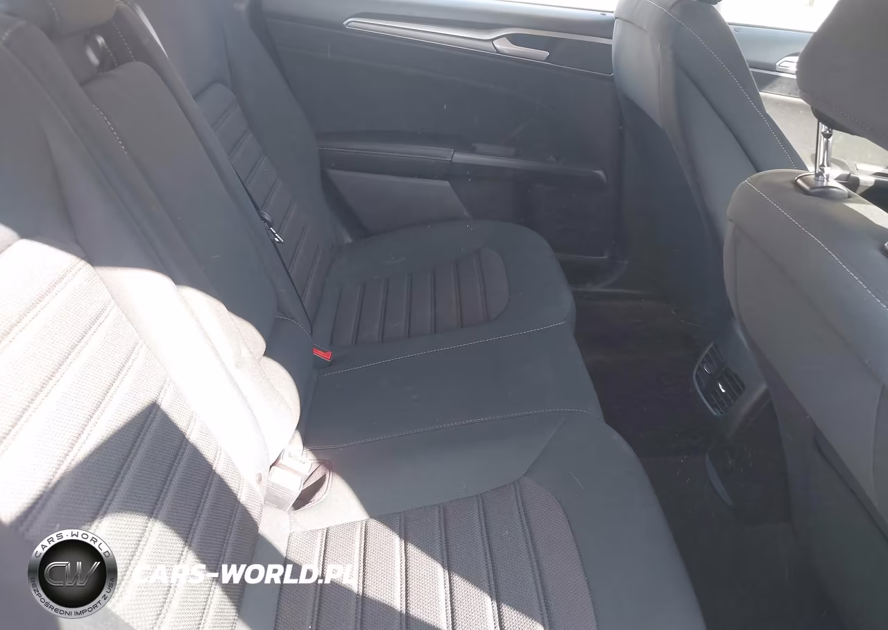 2020 Ford Fusion Hybrid Se VIN:3FA6P0LU3LR264960 - 8
