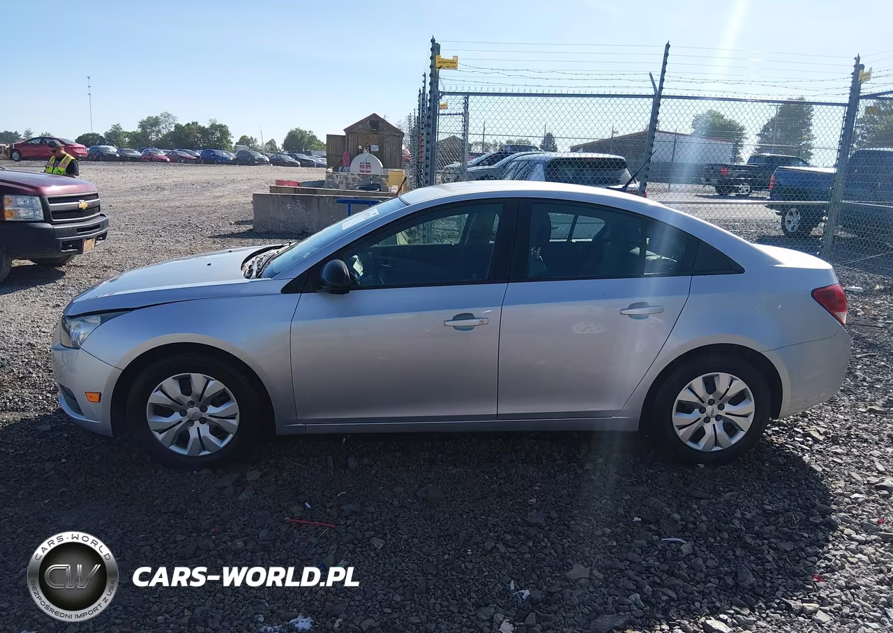 2013 Chevrolet Cruze Ls Auto VIN:1G1PA5SH0D7192571 - 14