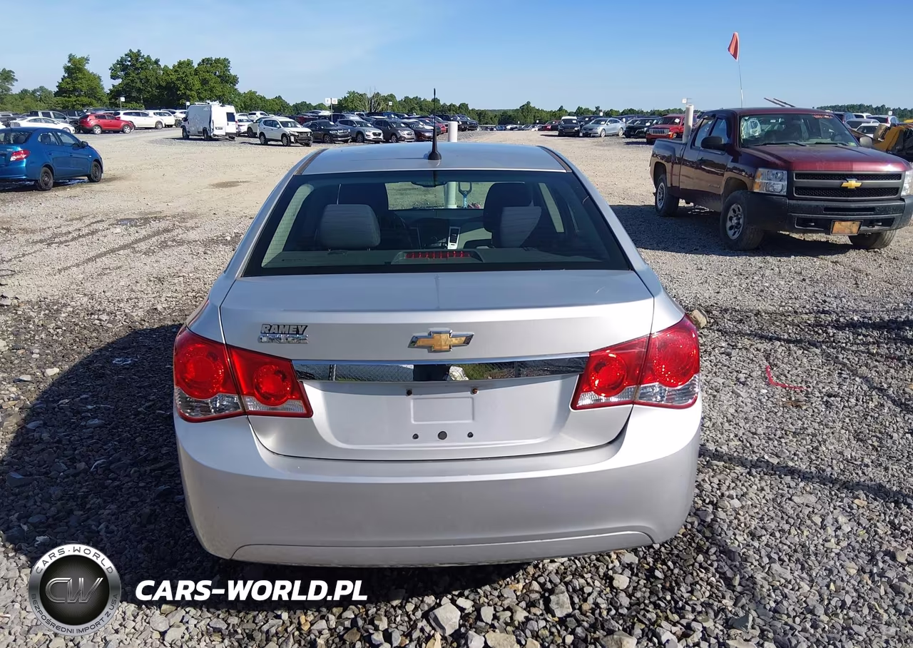 2013 Chevrolet Cruze Ls Auto VIN:1G1PA5SH0D7192571 - 16
