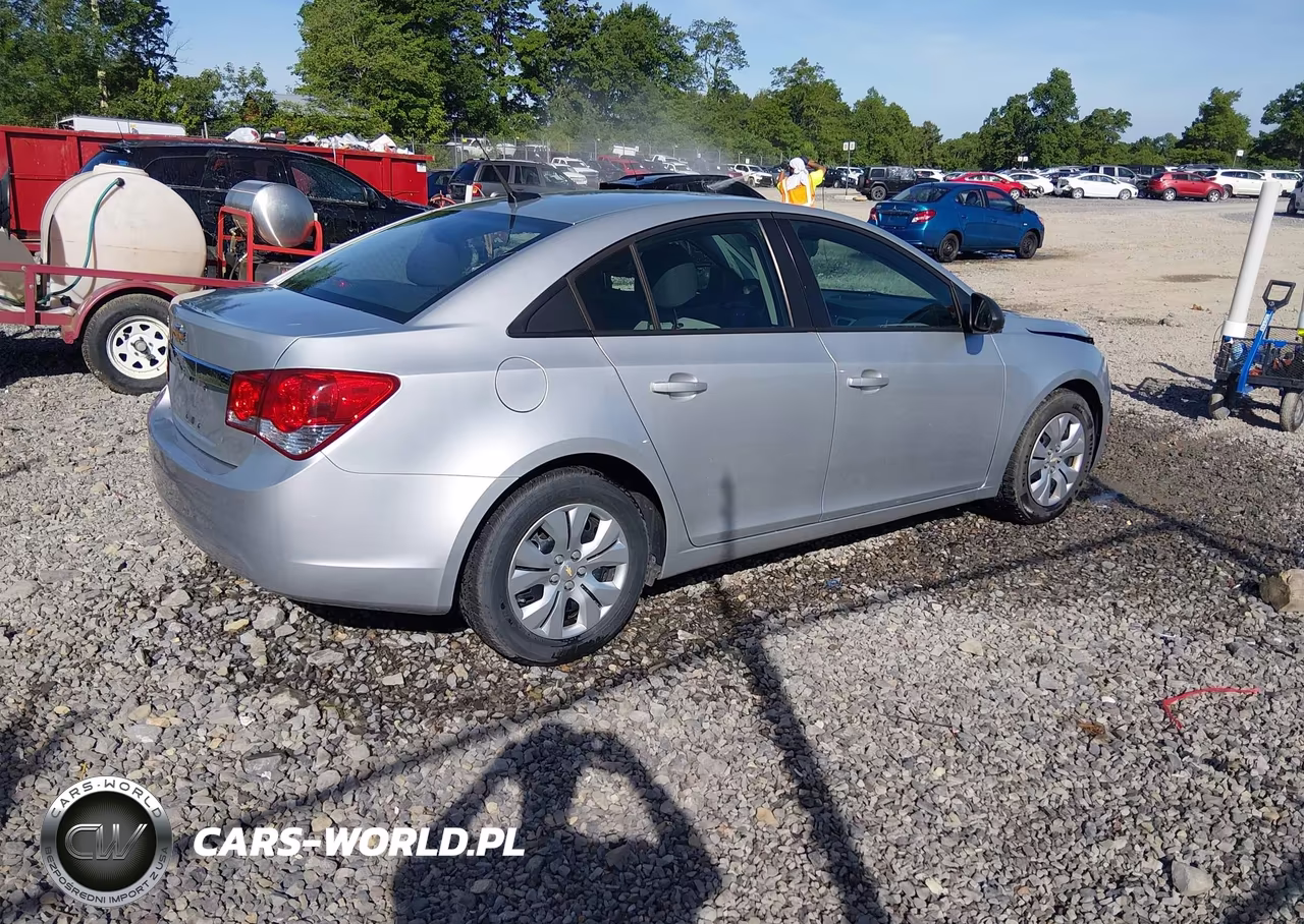 2013 Chevrolet Cruze Ls Auto VIN:1G1PA5SH0D7192571 - 4