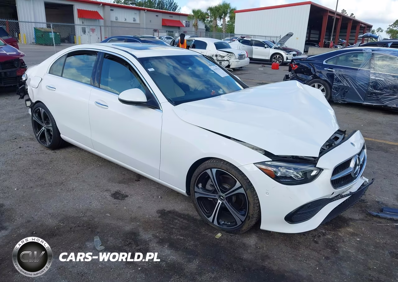 2024 Mercedes-Benz C 300 – zdjęcie 1 z 17
