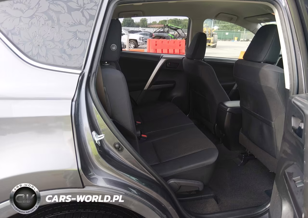 2016 Toyota Rav4 Le VIN:JTMZFREV5GJ060603 - 8
