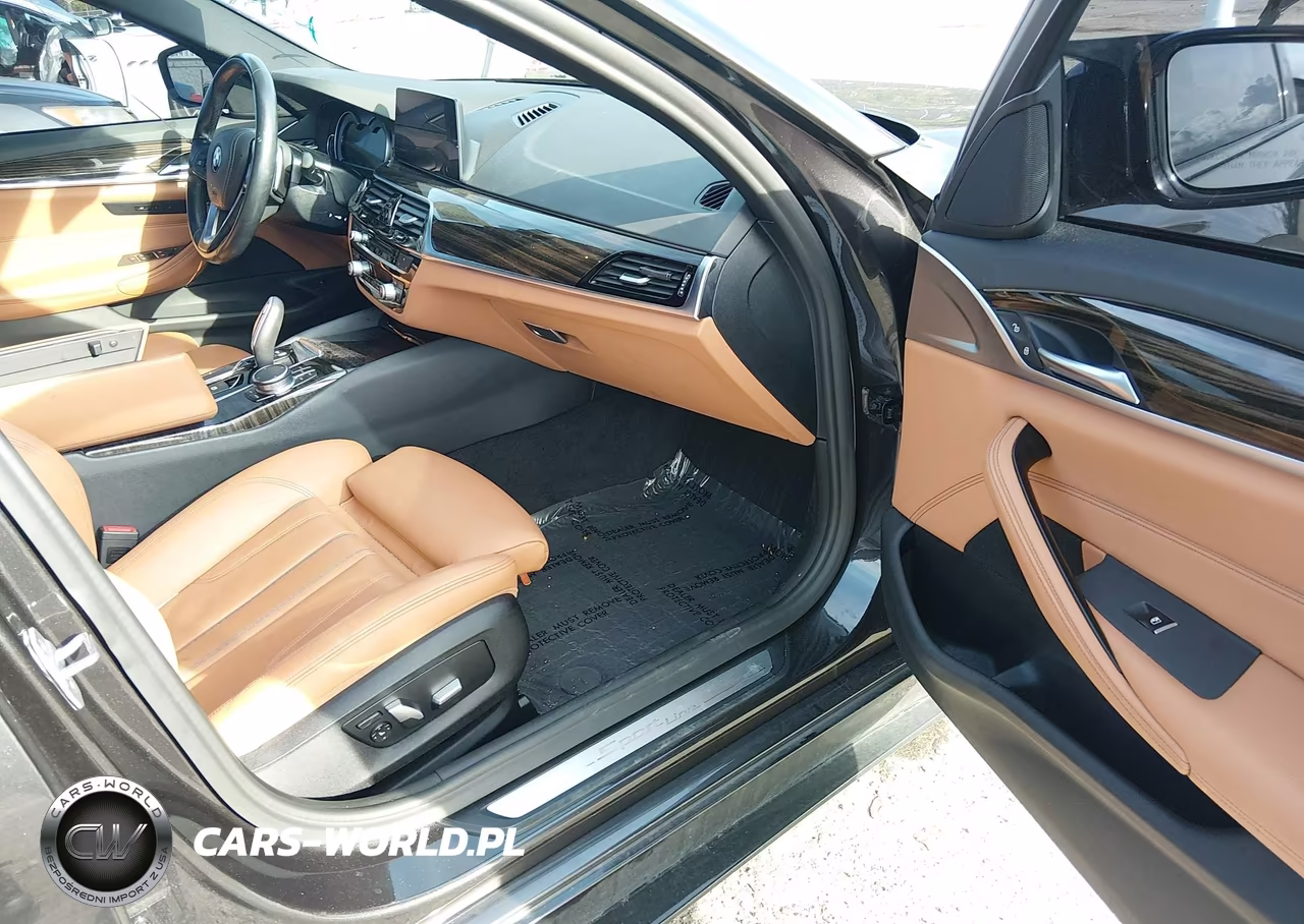 2019 BMW 530I VIN:WBAJA5C5XKWW35102 - 5