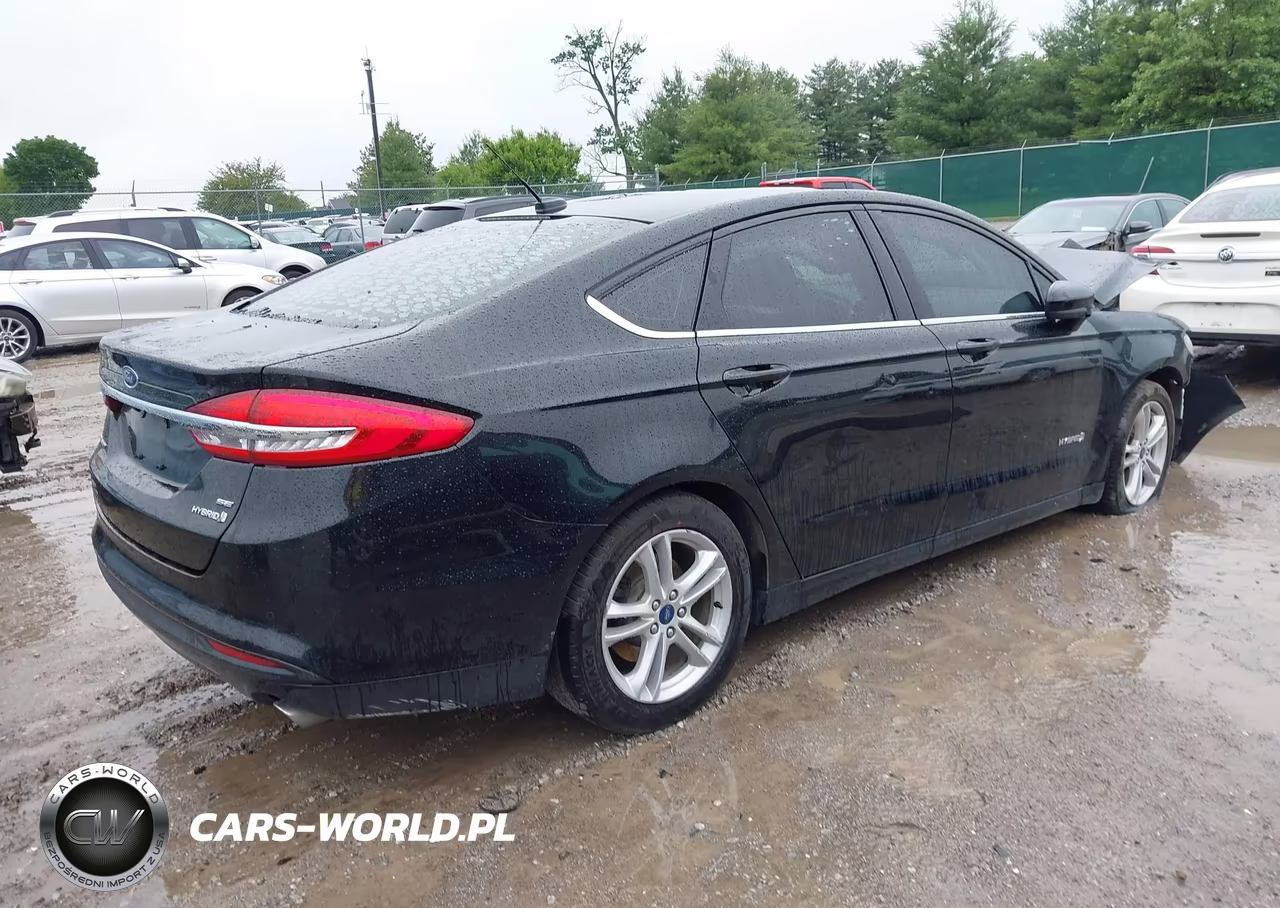 2018 Ford Fusion Hybrid Se VIN:3FA6P0LU0JR245456 - 4