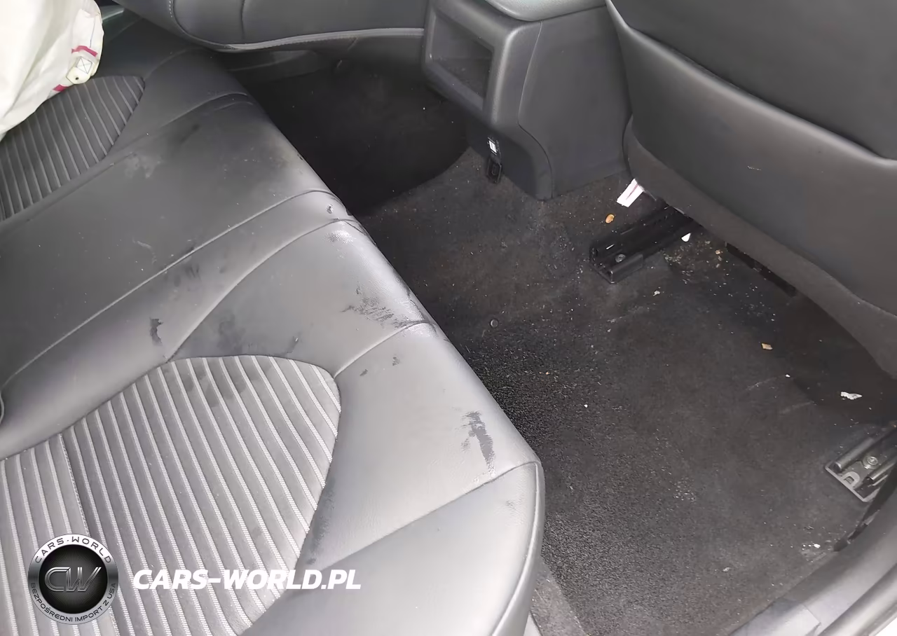 2020 Toyota Camry Se VIN:4T1M11AK9LU400782 - 8