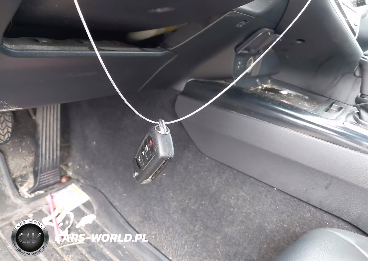 2018 Toyota Camry Se VIN:4T1B11HK1JU642816 - 11