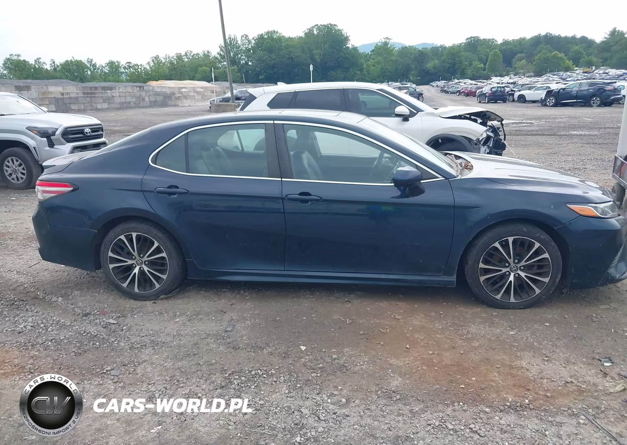 2018 Toyota Camry Se VIN:4T1B11HK1JU642816 - 13