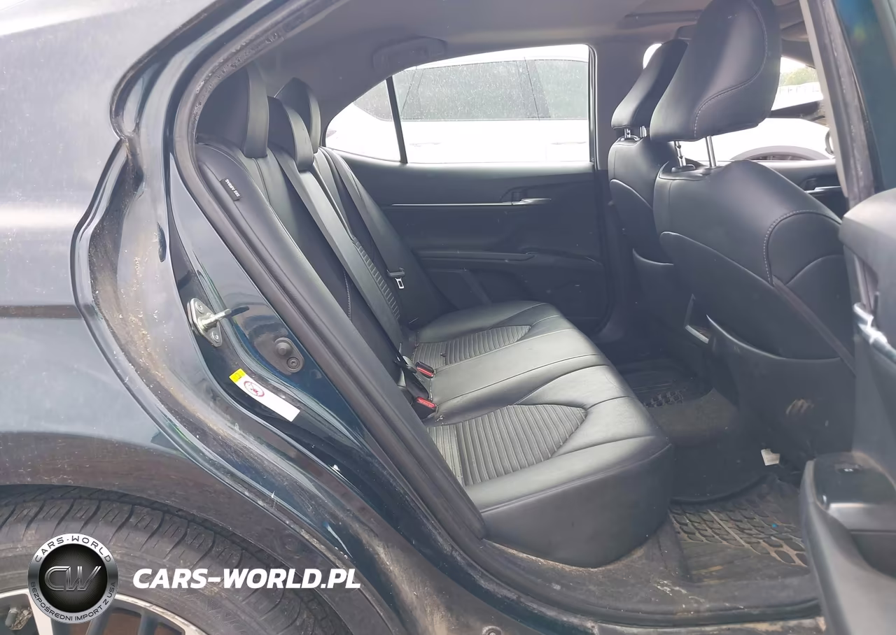 2018 Toyota Camry Se VIN:4T1B11HK1JU642816 - 8