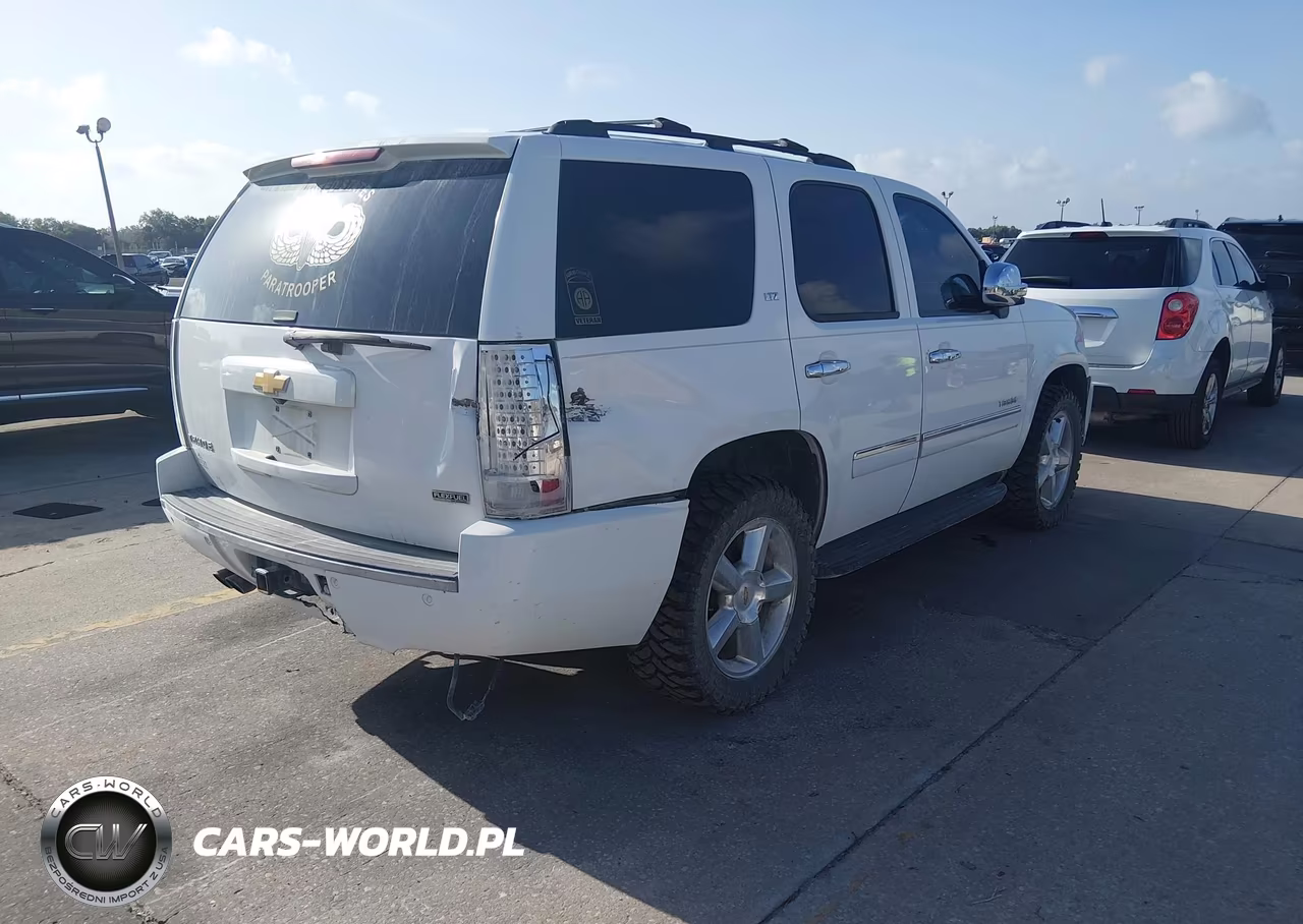 2009 Chevrolet Tahoe Ltz VIN:1GNFK330X9R203012 - 4