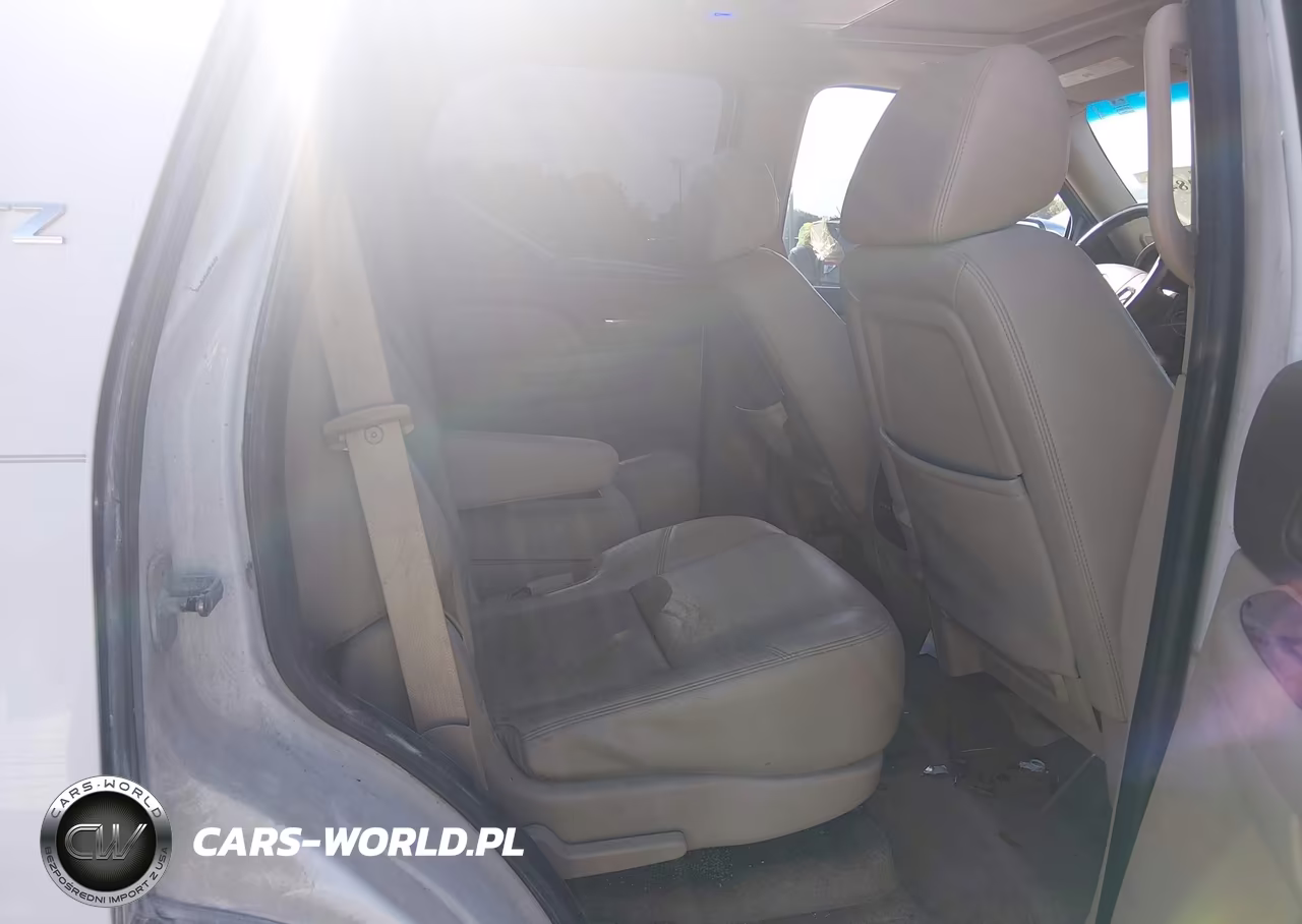 2009 Chevrolet Tahoe Ltz VIN:1GNFK330X9R203012 - 8