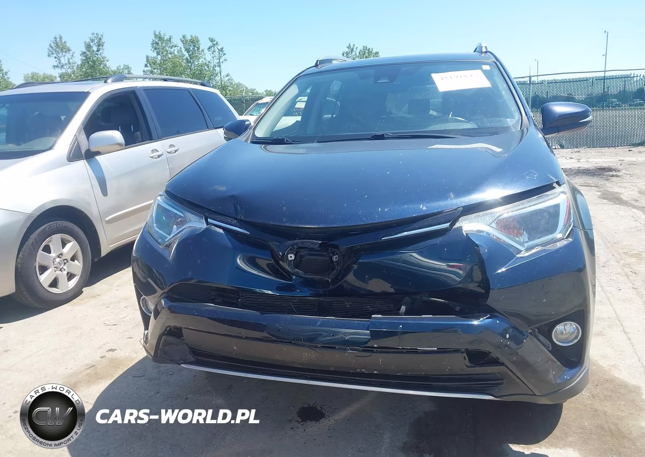 2018 Toyota Rav4 Xle VIN:JTMWFREV2JJ211035 - 12