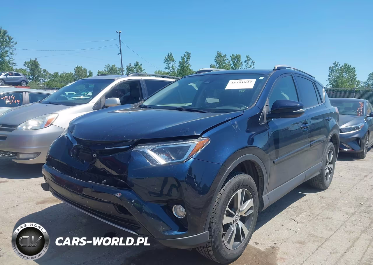 2018 Toyota Rav4 Xle VIN:JTMWFREV2JJ211035 - 2
