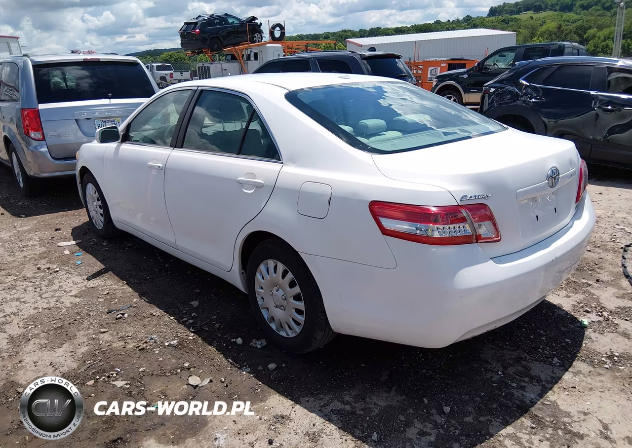 2011 Toyota Camry Le VIN:4T1BF3EK2BU645730 - 3