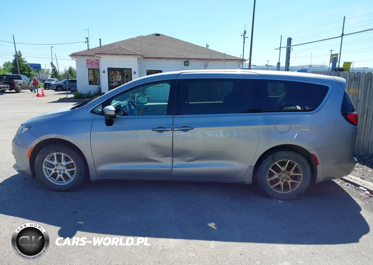 2019 Chrysler Pacifica Lx VIN:2C4RC1CG0KR733624 - 14