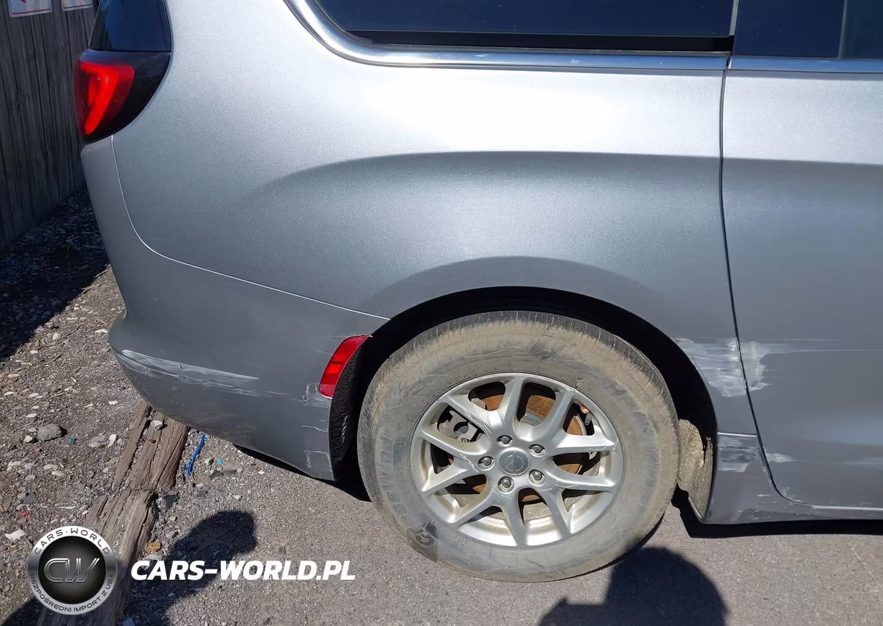 2019 Chrysler Pacifica Lx VIN:2C4RC1CG0KR733624 - 18