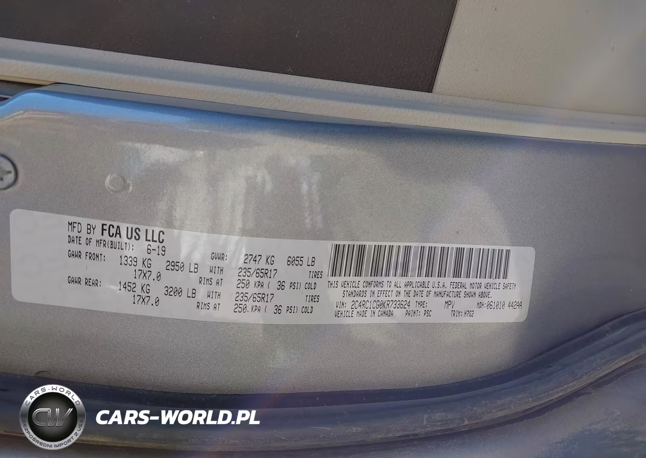 2019 Chrysler Pacifica Lx VIN:2C4RC1CG0KR733624 - 9