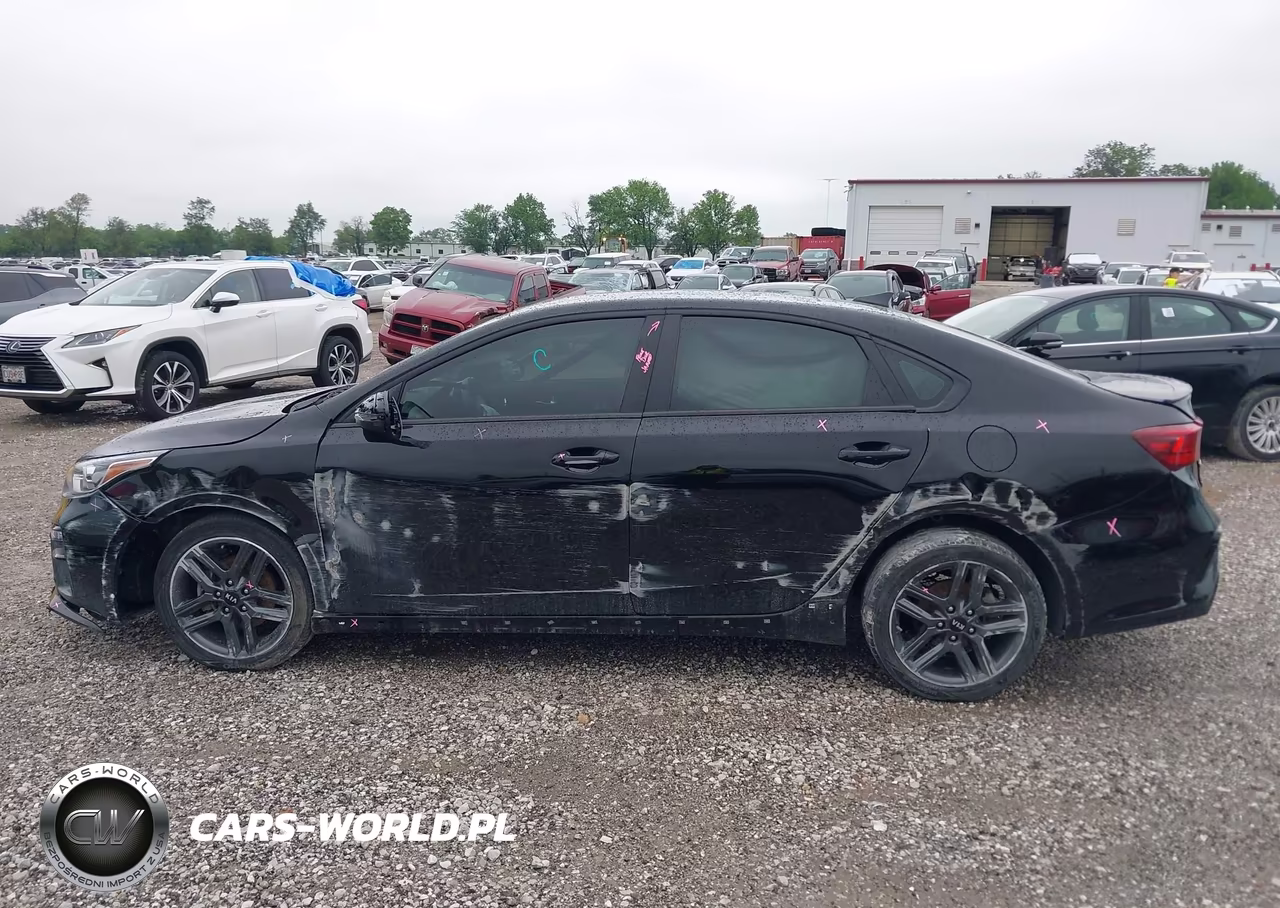 2021 Kia Forte Gt-Line VIN:3KPF34AD0ME408182 - 14