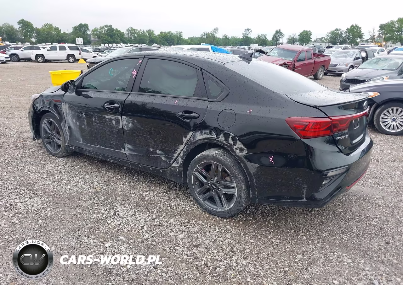 2021 Kia Forte Gt-Line VIN:3KPF34AD0ME408182 - 3