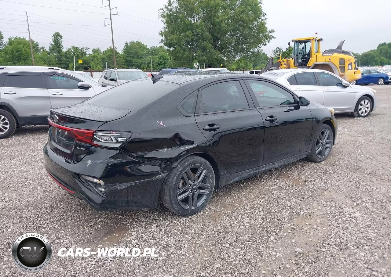 2021 Kia Forte Gt-Line VIN:3KPF34AD0ME408182 - 4