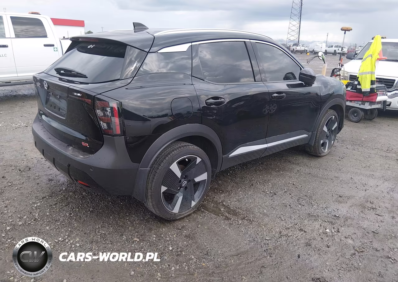 2025 Nissan Kicks Sr Fwd VIN:3N8AP6DA2SL423680 - 4