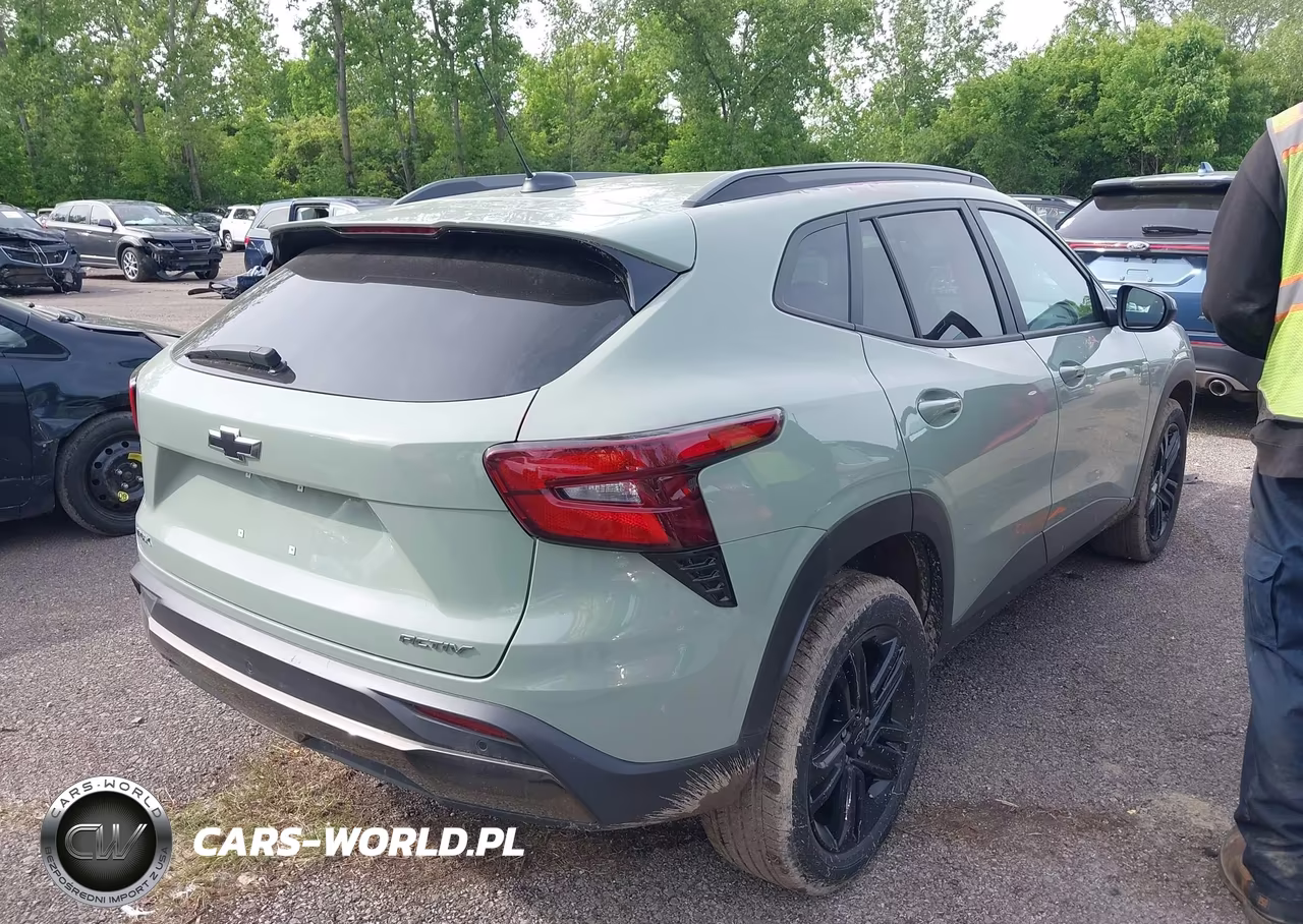 2025 Chevrolet Trax Fwd Activ VIN:KL77LKEP1SC140614 - 4