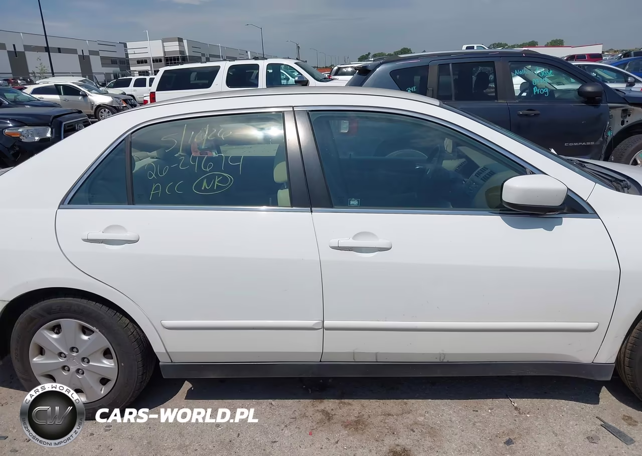 2003 Honda Accord 2.4 Lx VIN:3HGCM563X3G706703 - 13