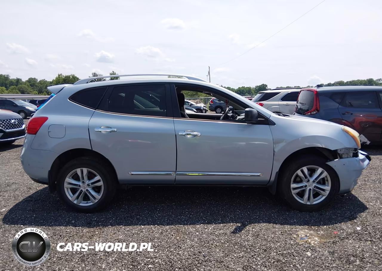 2015 Nissan Rogue Select S VIN:JN8AS5MT6FW151788 - 13